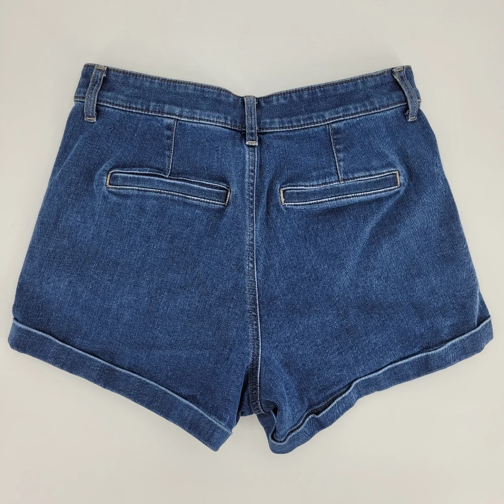 Express Jean Shorts Size 6 Pleated Cuffed Hem Stretch Denim Shortie Hi Rise